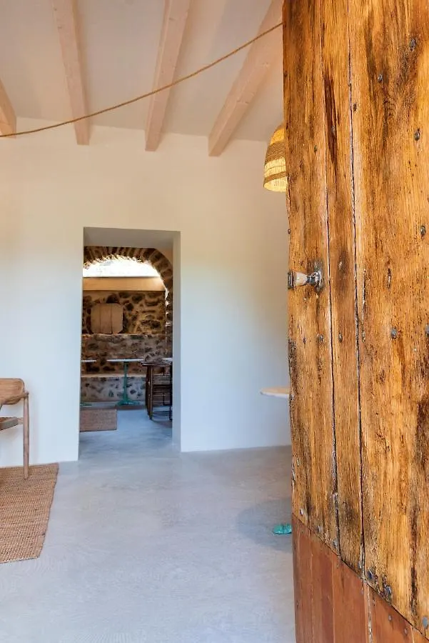 Agroturisme Subies Selva  Farm stay